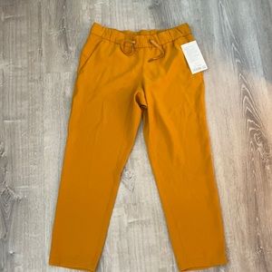 NWT Lululemon On the Fly 7/8 Pant *Woven 10
